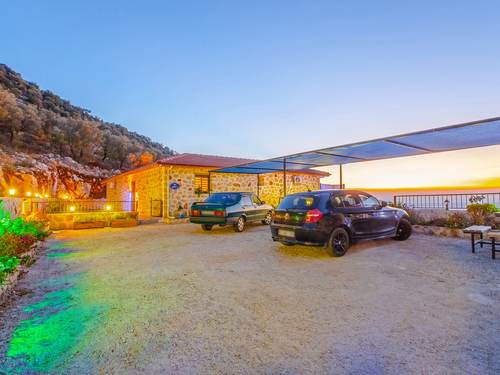  gece  -  Kasım
  | Kalkan Yeşilköy Villa (4 Kişilik, Özel Havuzlu, Doğa İçinde, Jakuzili Seçenekli)
